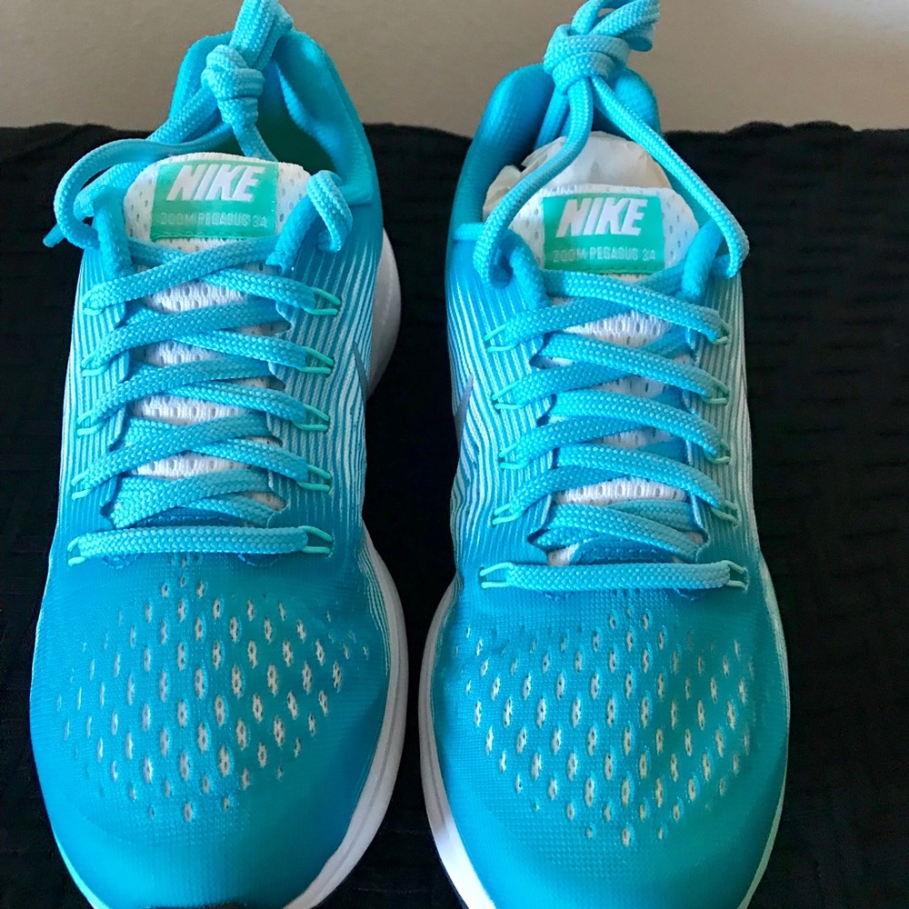 Nike Girls Shoes